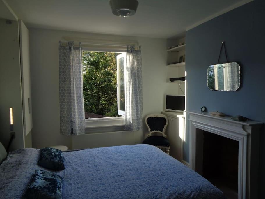Charming English Style Studio Flat London Exterior photo